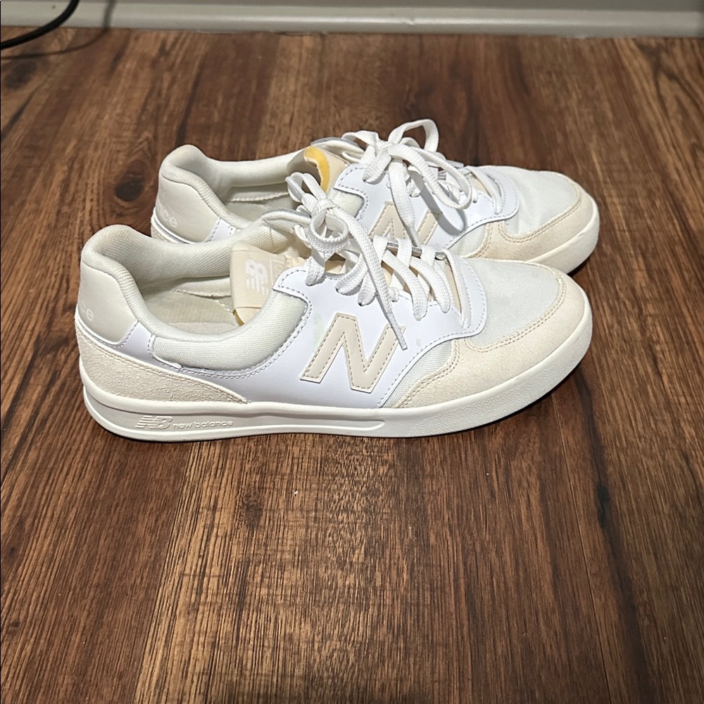 New Balance 300 Women's White and Tan Sneakers. Size 9.5
